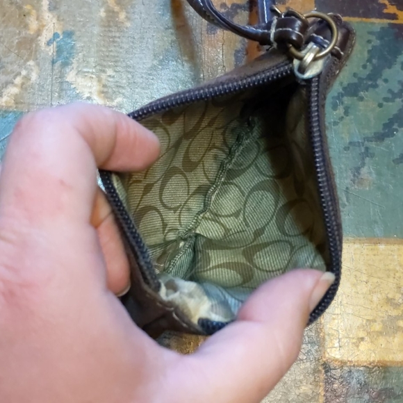 Coach wristlet - Picture 2 of 2